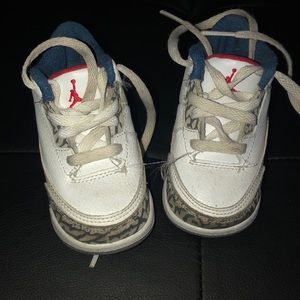 Toddler retro Jordan’s size 4c